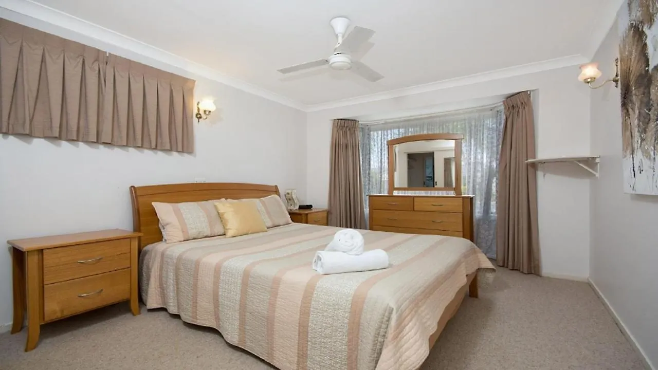 Alexander Palms Villa East Ballina